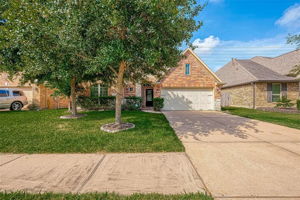 13606 Mooring Pointe Dr in Pearland, TX - Building Photo