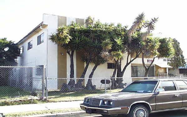 445 W 89th St in Los Angeles, CA - Building Photo - Building Photo