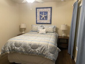 13671 Julias Way, Unit 1225 in Ft. Myers, FL - Foto de edificio - Building Photo