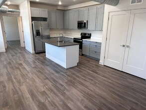 606 W North Temple St in Salt Lake City, UT - Building Photo - Building Photo