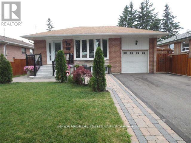 12 Pagoda Pl in Toronto, ON - Building Photo - Building Photo