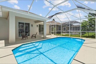 1800 Loch Haven Ct in Trinity, FL - Building Photo - Building Photo