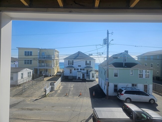 100 Atlantic Ave, Unit unit 2 in Salisbury, MA - Building Photo - Building Photo