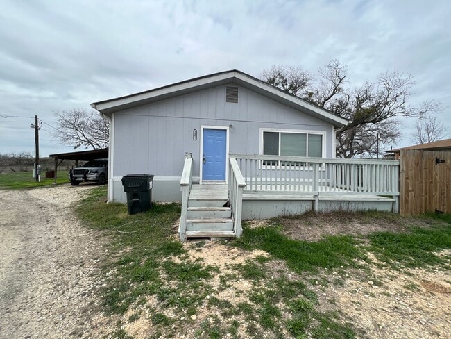 1484 W Klein Rd in New Braunfels, TX - Building Photo - Building Photo