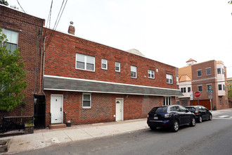 529 Catharine St in Philadelphia, PA - Building Photo - Building Photo