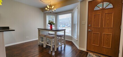 1831 S Cumberland Ave in Park Ridge, IL - Building Photo - Building Photo