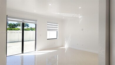 3530 W 88th St in Hialeah, FL - Building Photo - Building Photo