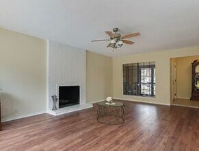 14105 Broken Tree St in San Antonio, TX - Building Photo - Building Photo