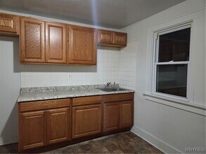 626 Lisbon Ave in Buffalo, NY - Building Photo - Building Photo