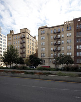 960 Grand Concourse Apartments