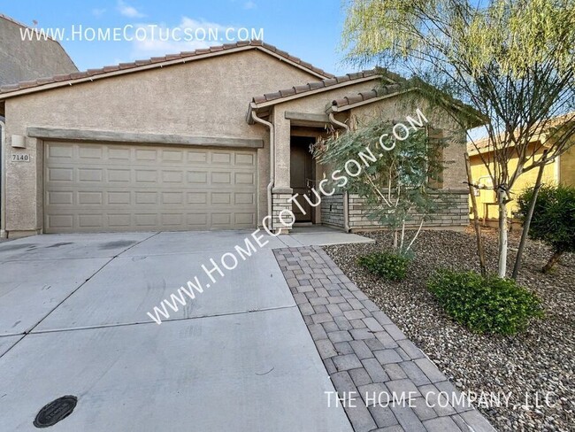 7140 S Via Gaucho Viejo in Tucson, AZ - Building Photo - Building Photo
