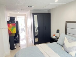 1495 NE 177th St in North Miami Beach, FL - Building Photo - Building Photo