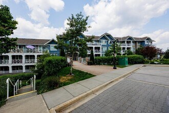 16380-16364 64 Ave in Surrey, BC - Building Photo - Building Photo