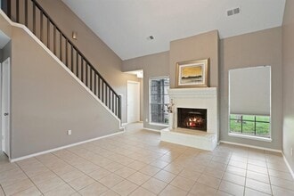 1302 Chelsea Ln in Pearland, TX - Building Photo - Building Photo