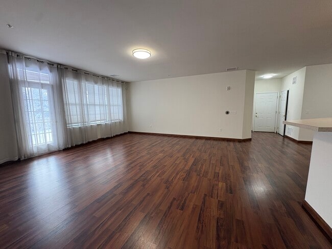 326 Timberlake Dr, Unit 326  Timberlake Drive in Trenton, NJ - Building Photo - Building Photo