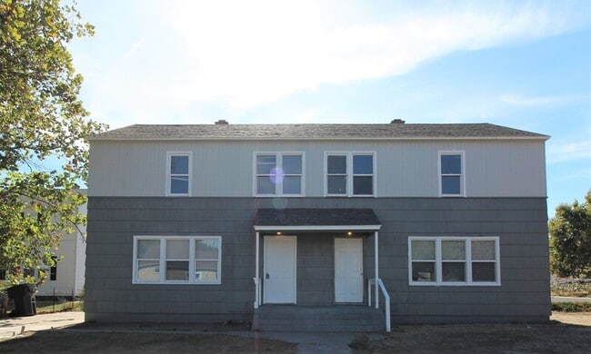 209 Benham St in Richland, WA - Building Photo - Building Photo