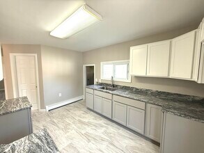 410 Bay Way in Lanoka Harbor, NJ - Building Photo - Building Photo