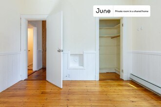 Room in Shared 4 bed/1.5 bath home in Boston, MA - Building Photo - Building Photo