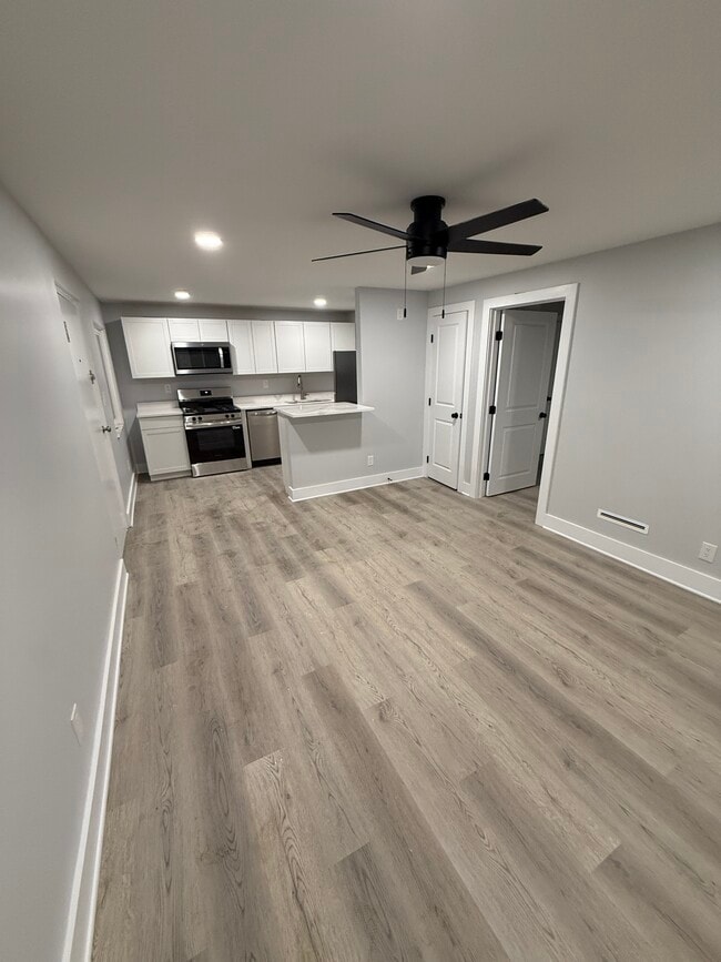 87 E 4th Ave, Unit E