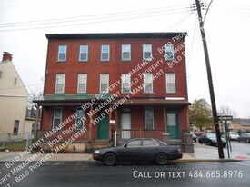 545 N 10th St in Lebanon, PA - Building Photo