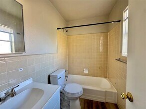 1112 Eagle Dr in Denton, TX - Building Photo - Building Photo