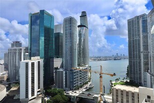 41 SE 5th St, Unit 1611 in Miami, FL - Building Photo