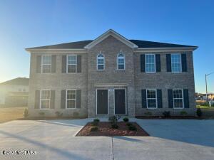 308 S Pointe Dr in Winterville, NC - Building Photo