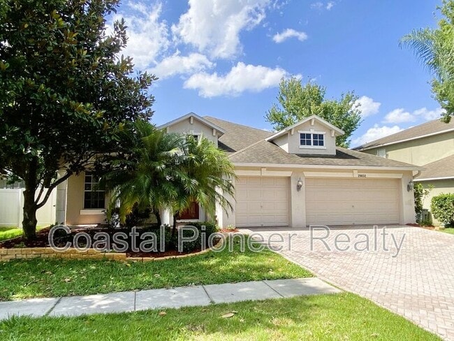 29832 Cedar Waxwing Dr in Wesley Chapel, FL - Building Photo - Building Photo