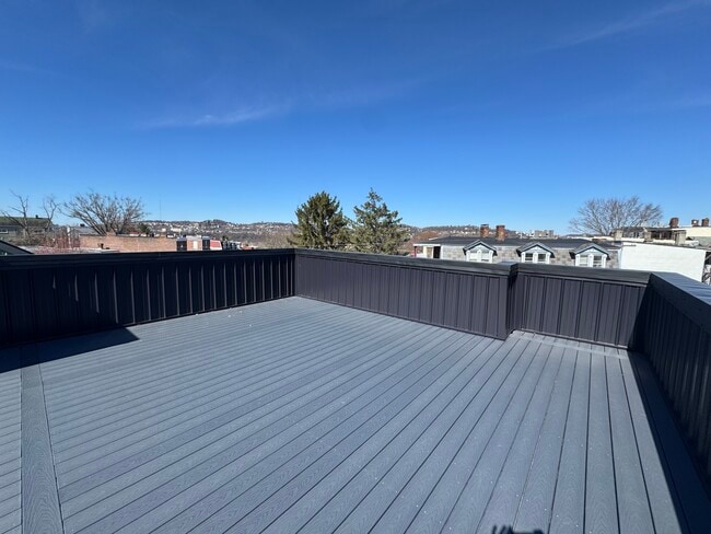 3115 Brereton St in Pittsburgh, PA - Foto de edificio - Building Photo