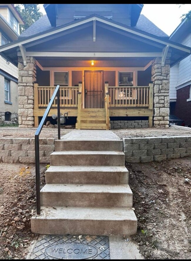 property at 415 Askew Ave