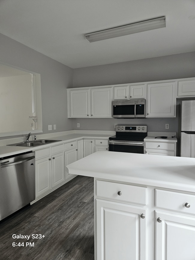 105 Ruby Walk Dr in Morrisville, NC - Building Photo - Building Photo