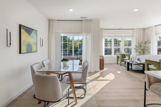 Greenwich House in West Caldwell, NJ - Building Photo - Building Photo