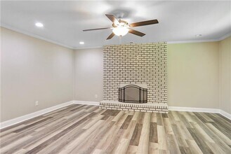 2421 Sara Dr NE in Marietta, GA - Building Photo - Building Photo