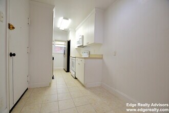 172 Newton St, Unit 4 in Boston, MA - Foto de edificio - Building Photo