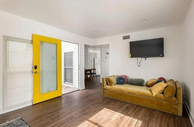 2709 Parker Ln in Austin, TX - Building Photo - Building Photo
