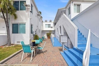 343 Van Buren St, Unit 5 in Hollywood, FL - Building Photo - Building Photo