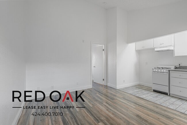 property at 1542 Orizaba Ave