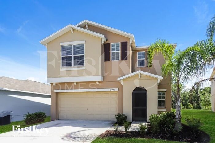 17322 White Mangrove Dr in Wimauma, FL - Building Photo
