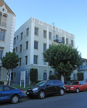 Cochran Apartments in Los Angeles, CA - Building Photo - Building Photo