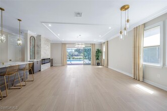 16258 Aberdeen Wy in Naples, FL - Building Photo - Building Photo