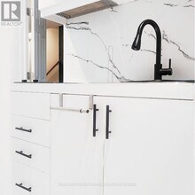 4 Daniel Reaman Crescent in Vaughan, ON - Building Photo - Building Photo