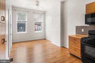 2065 E Clearfield St in Philadelphia, PA - Building Photo - Building Photo