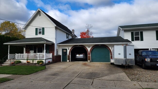 property at 329 N 8th St