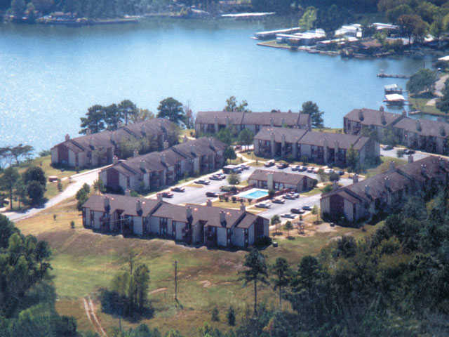 Grand Point Bay Apartments