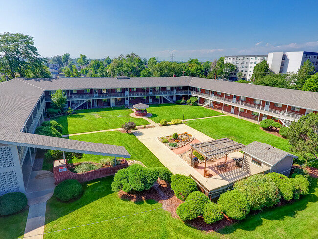 Lampliter Apartments