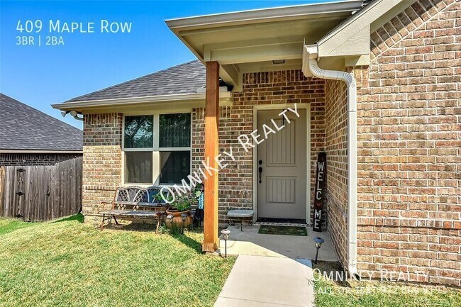 409 Maple Row in Denison, TX - Building Photo - Building Photo