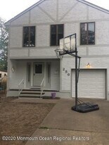 256 Lawrence Ave in Ocean Township, NJ - Building Photo