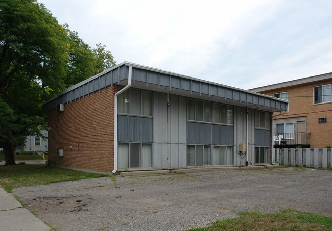 402 Hill St in Ann Arbor, MI - Foto de edificio - Building Photo