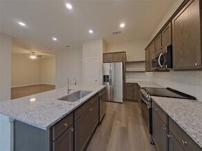 310 Lincoln Cir in Saginaw, TX - Building Photo - Building Photo