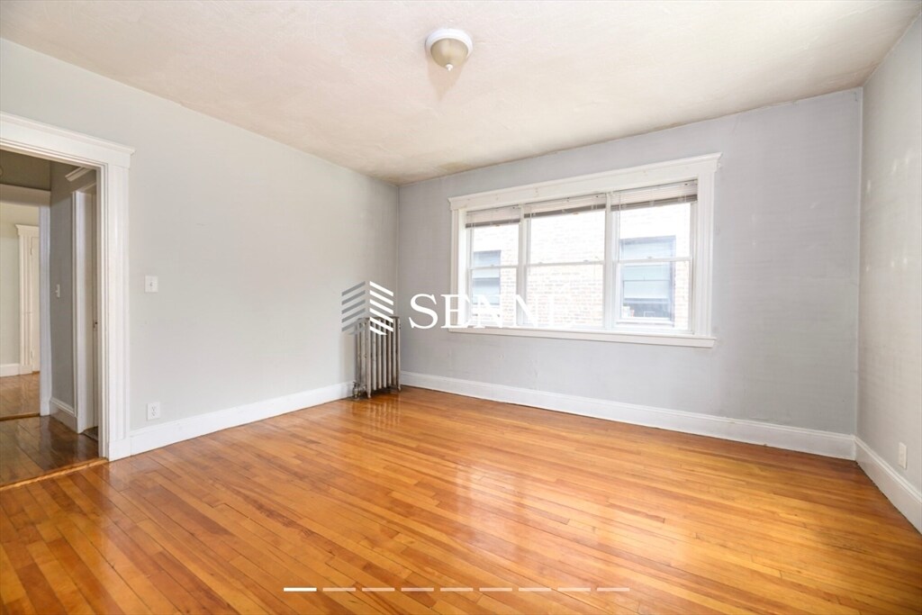 473 Broadway in Medford, MA - Foto de edificio